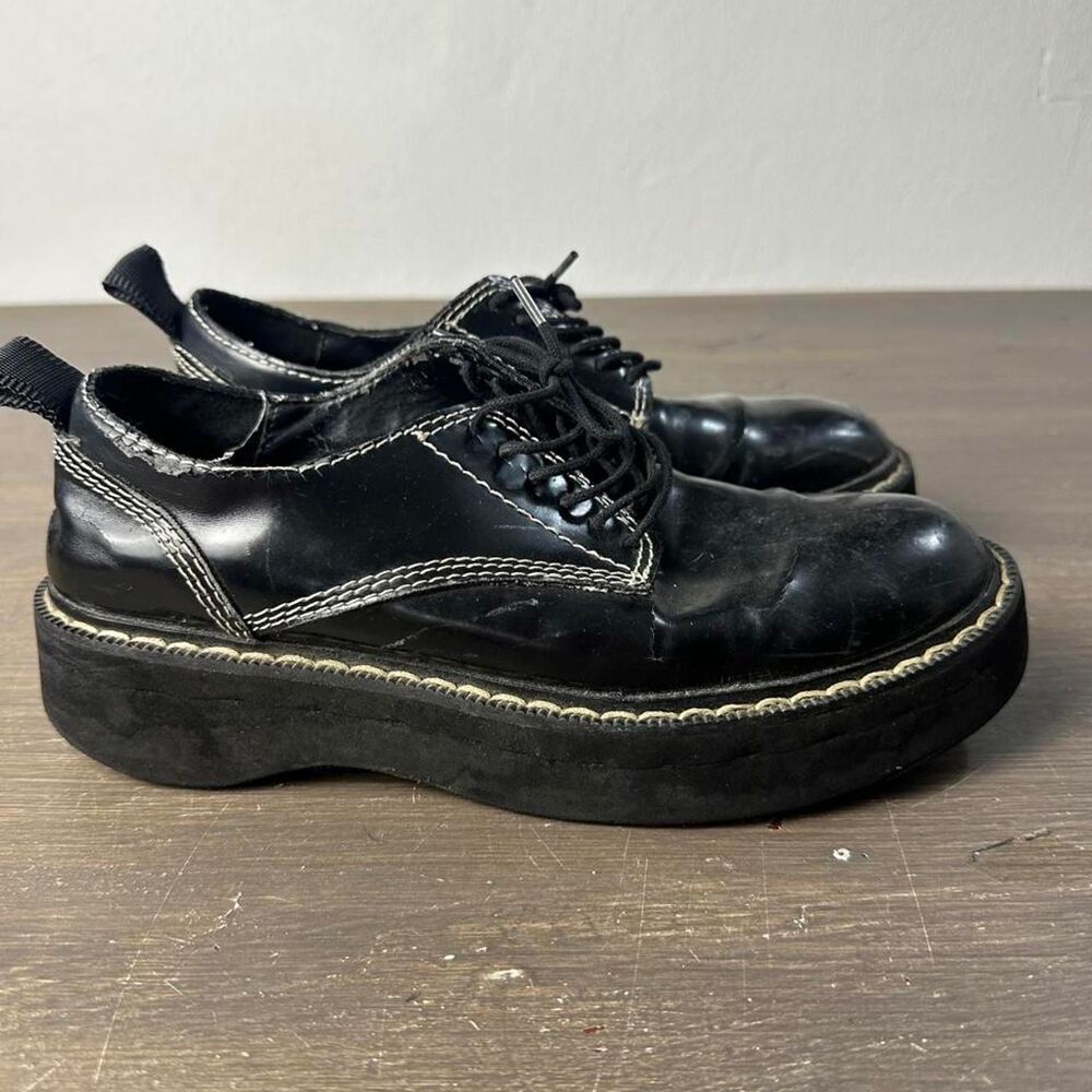 Zara Women's Black Oxfords